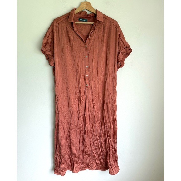 Alembika • Crinkle Maxi Shirtdress Short Sleeve in Soft Coral Pink - Picture 8 of 12